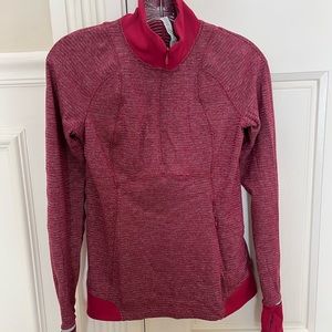 Lululemon Half Zip size 6
